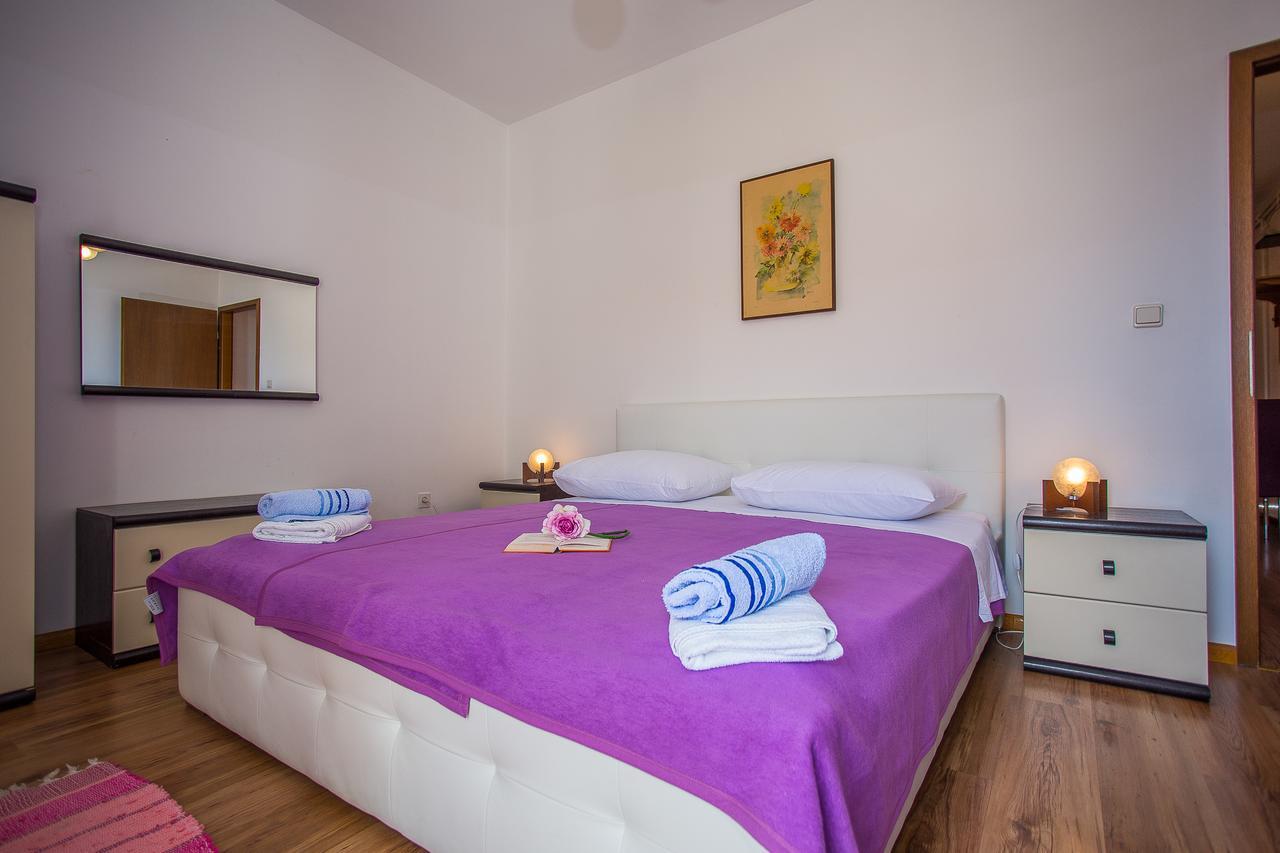 Apartments Villa Ivanka Trogir Bagian luar foto